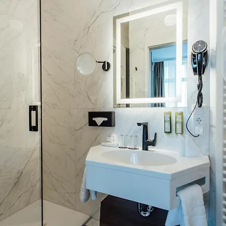 霍亨索伦海滩酒店 博尔库姆