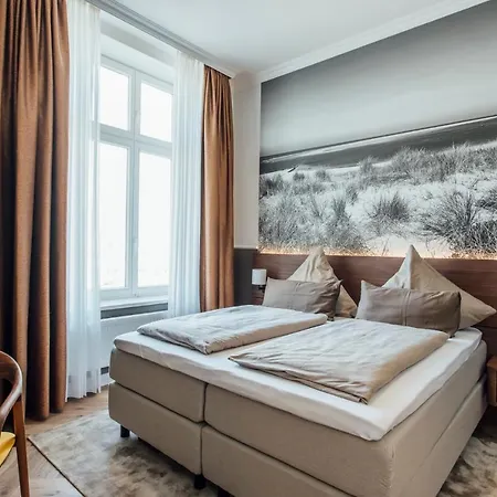 Strandhotel Hohenzollern Szálloda