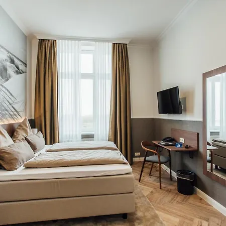 Strandhotel Hohenzollern Szálloda 4*