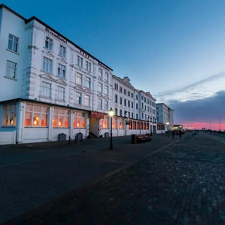 Strandhotel Hohenzollern 호텔 4*